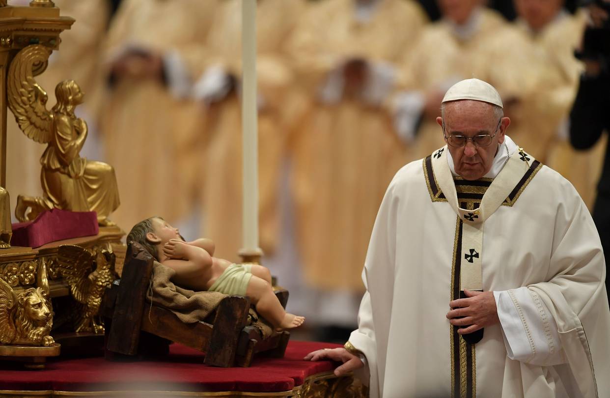 Resultado de imagem para PAPA ,FRANCISCO EM SUA HOMILIA DE NATAL